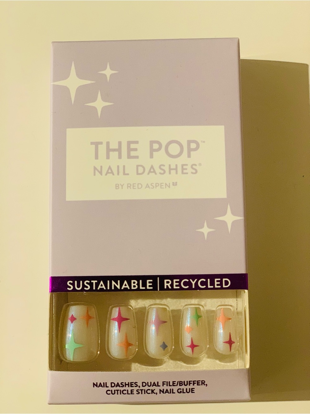 Press on nail dashes by Red Aspen